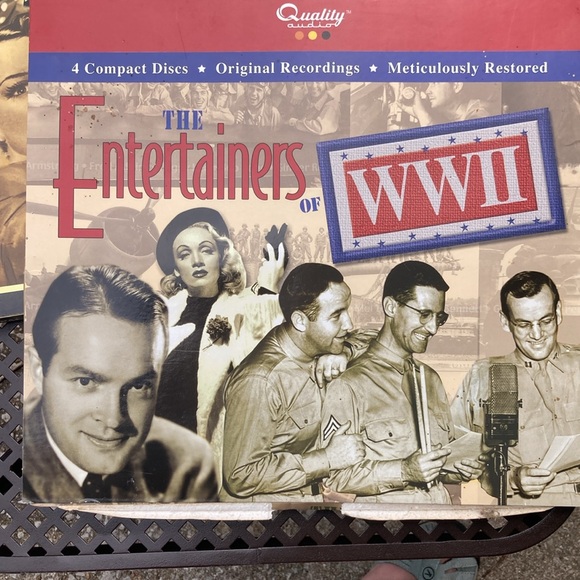 WWII CD Sets: 8 Compact Discs = 96 Songs - Picture 2 of 7